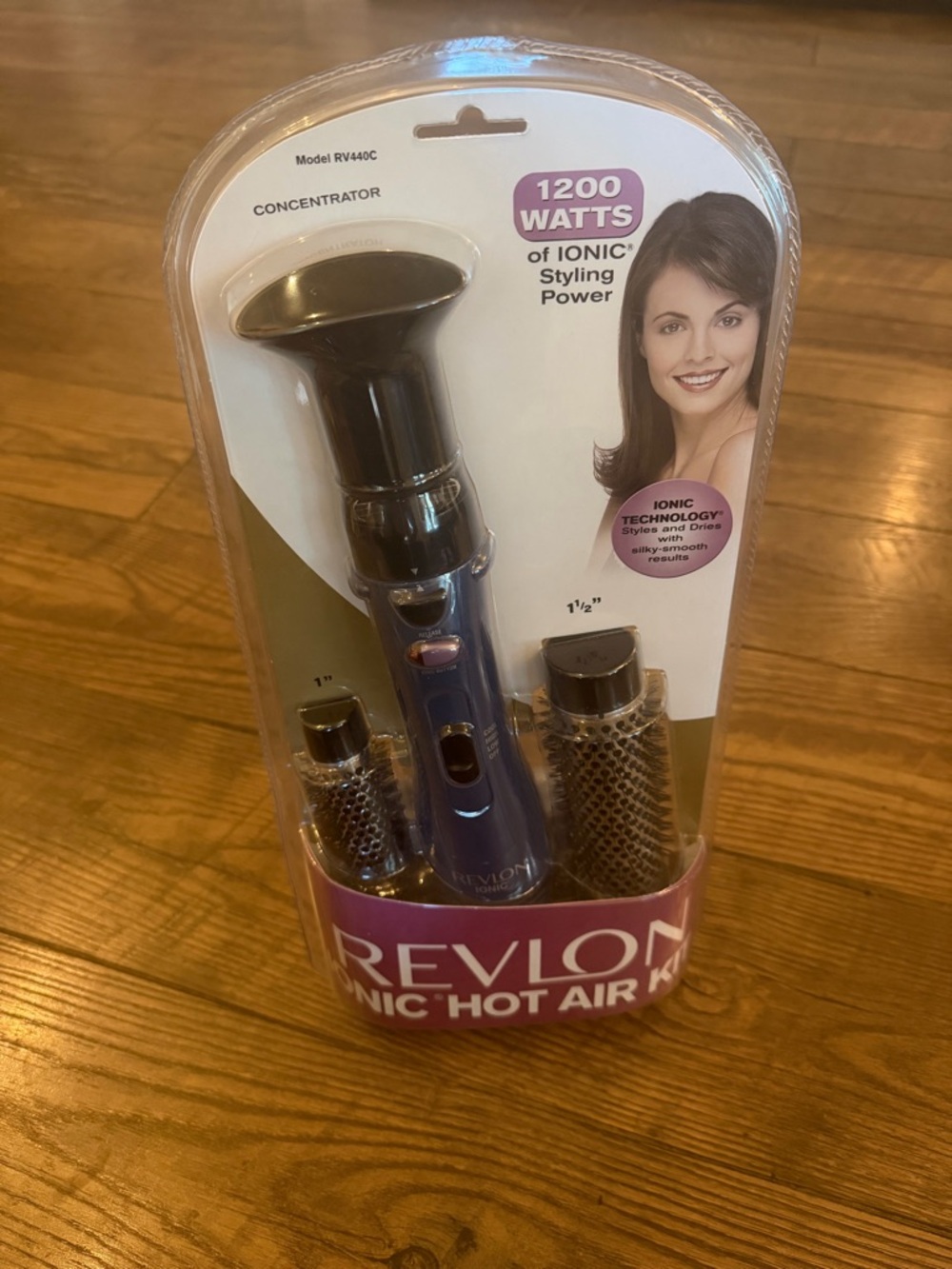 REVLON Hot Air Brush Kit 2 Brush Heads RV440C Style Curl & Volumize - NEW
